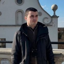 Андрей