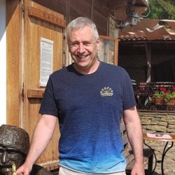 Александър